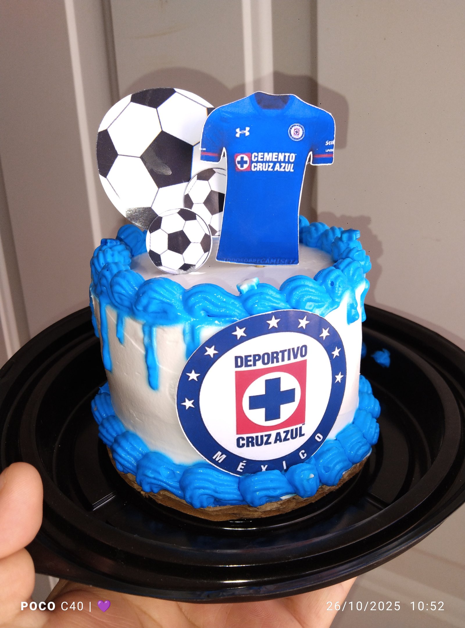 Mini Pastel de tres leches con crema pastelera 