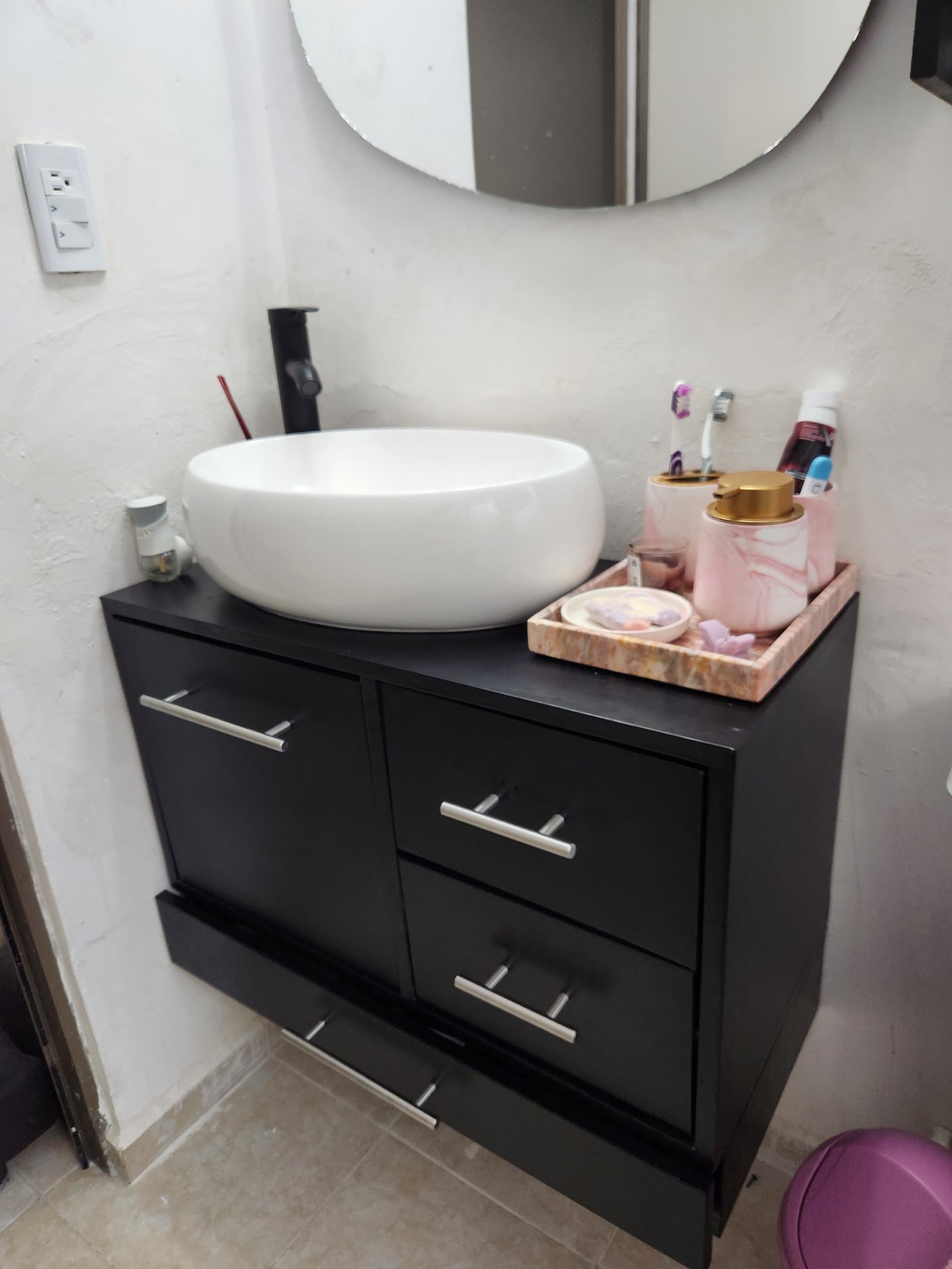 Mueble de baño flotante modelo CELIA